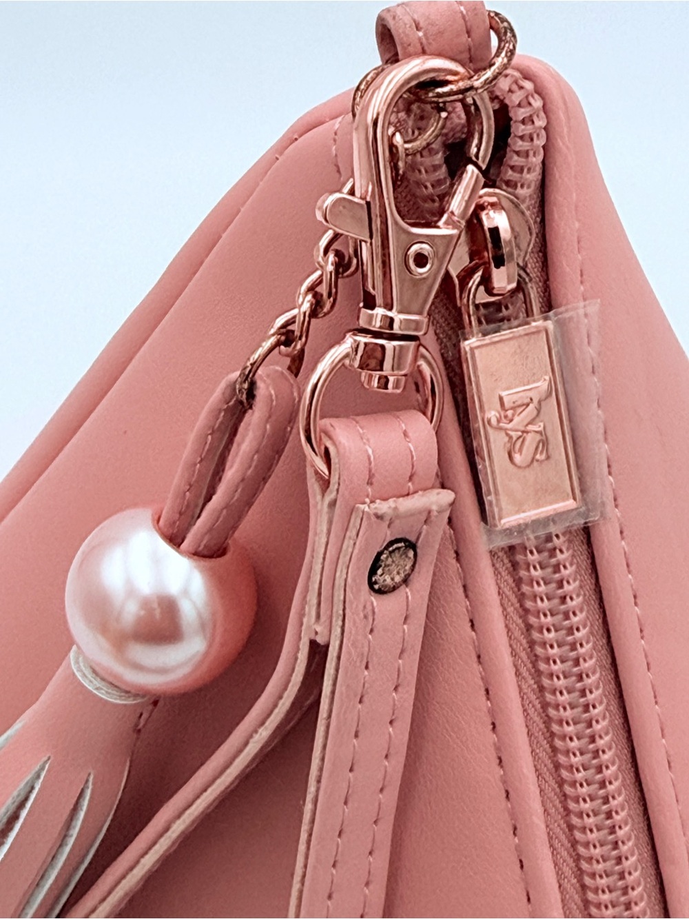 LYS Beauty Pink Pyramid Wristlet with Tassel NEW - Picture 8 of 10